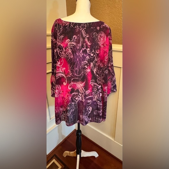 Just My Size Vibrant Pink and Purple Blouse - Picture 2 of 10